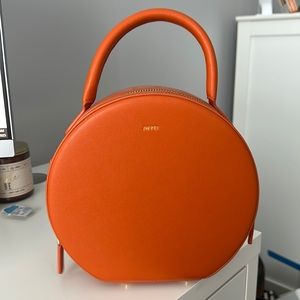 JW PEI orange round bag!